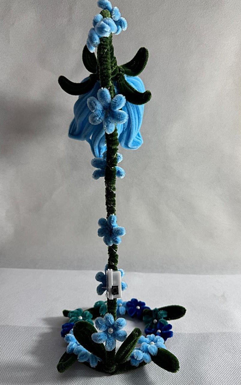 Lamp Pipe Cleaner Hand made Flower LED Lamp – Decorative Bedside Night Light